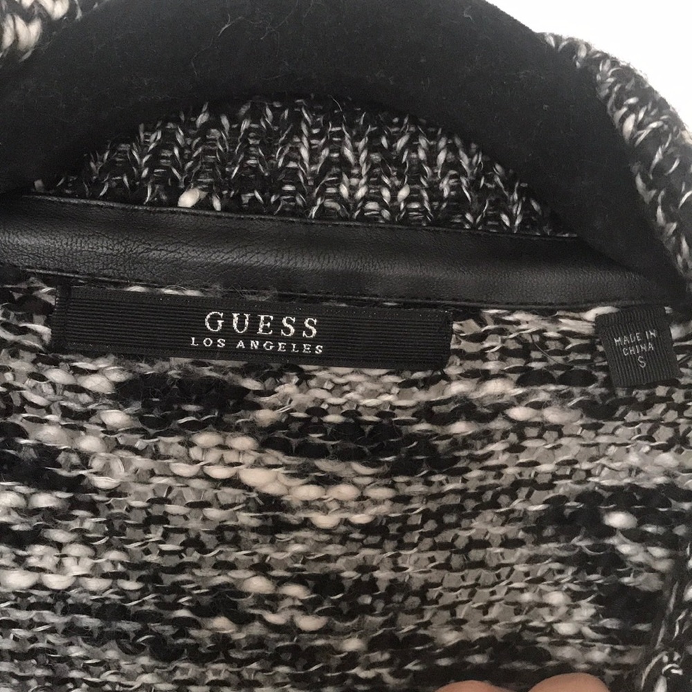 Guess jacket - Picture 3 of 3
